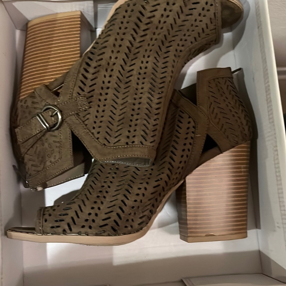 Hunter Green Booties